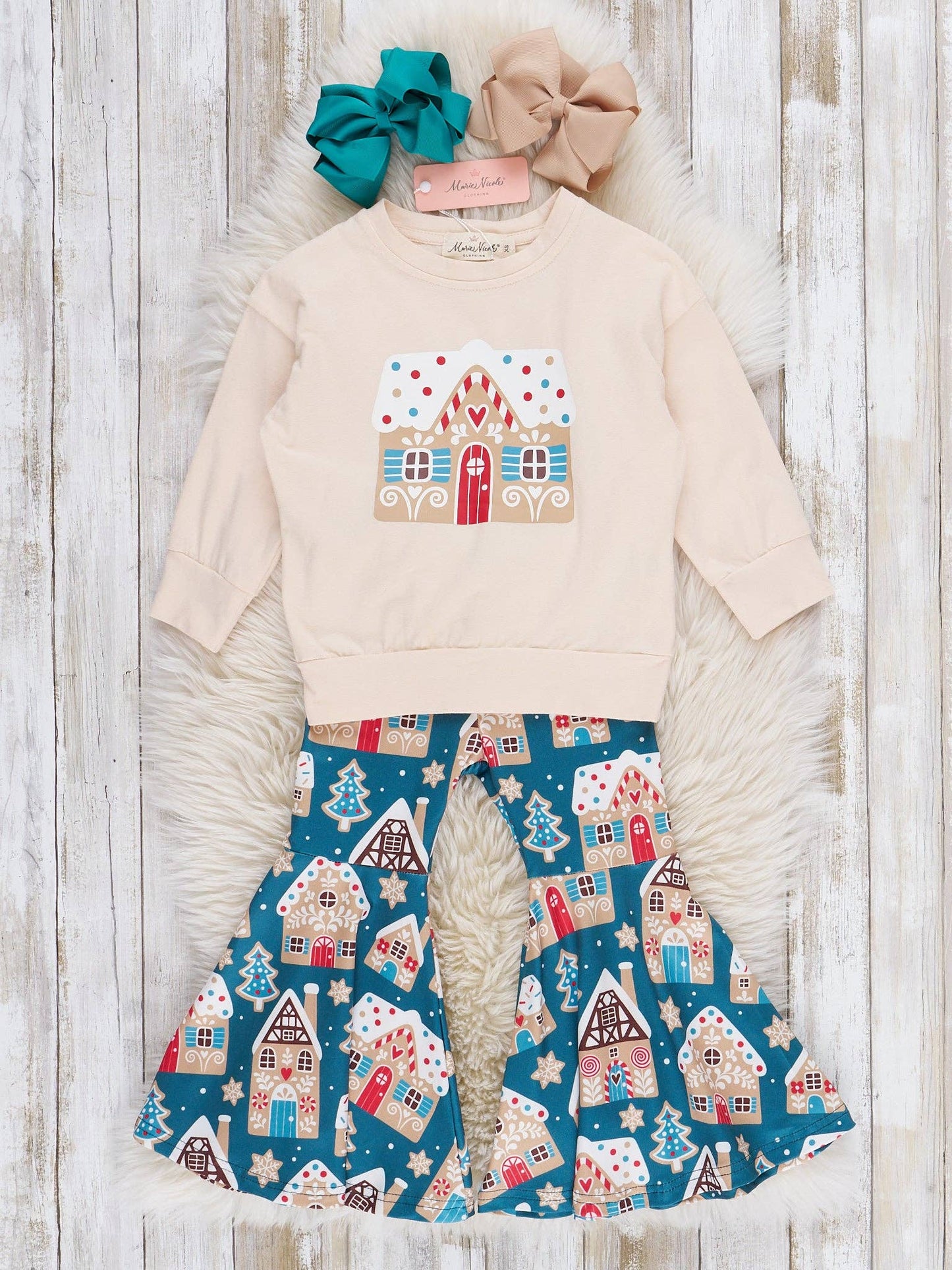 Gingerbread Village Outfit