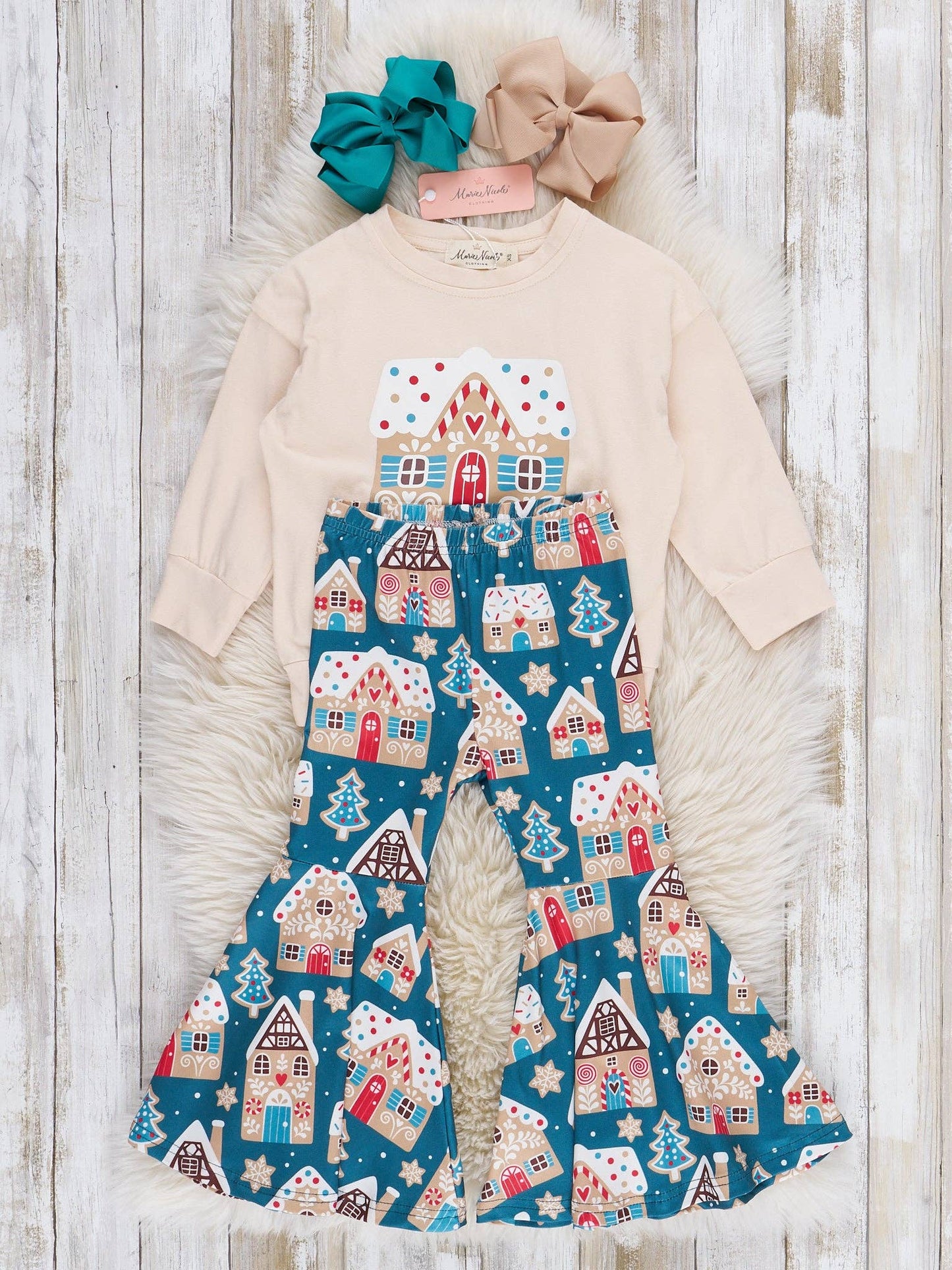 Gingerbread Village Outfit